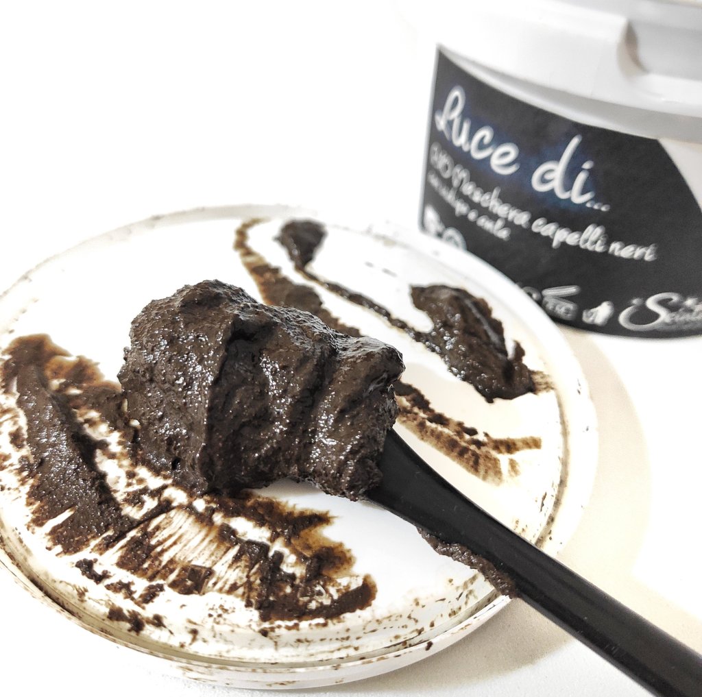 maschera - capelli - neri - scintilla 